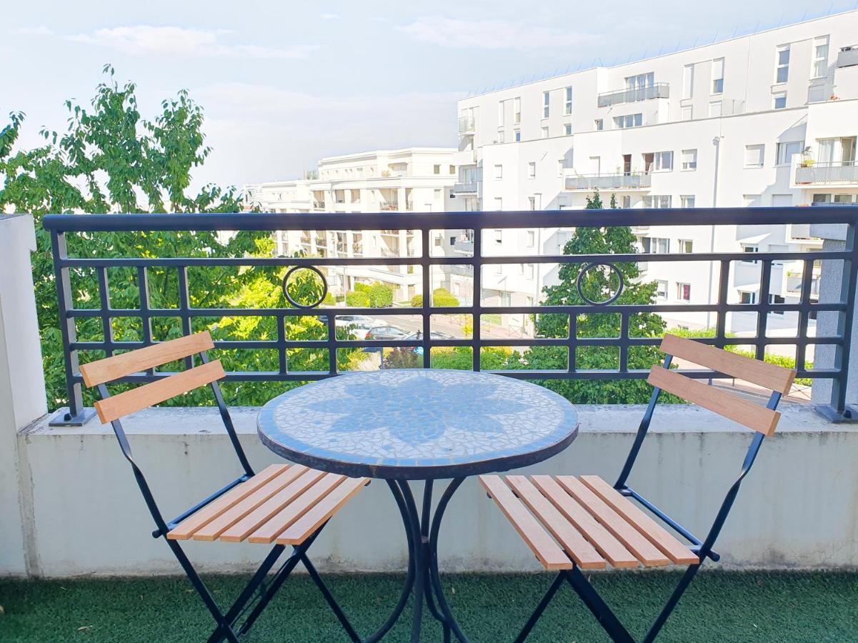Exige Home - Charmant 2 Pieces Vue Tour Eiffel Châtillon Eksteriør billede